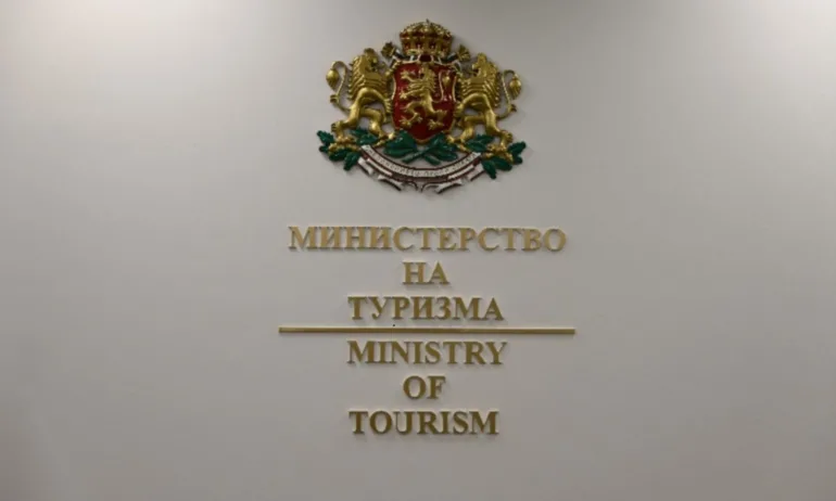 Министерство на туризма и МВР със съвместна акция на защитен плаж - Tribune.bg