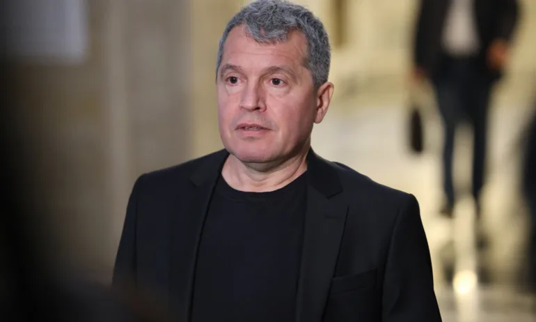 Тошко Йорданов: Нямам проблем с лекарите. Не може стажант да взима повече от обучаващ - Tribune.bg