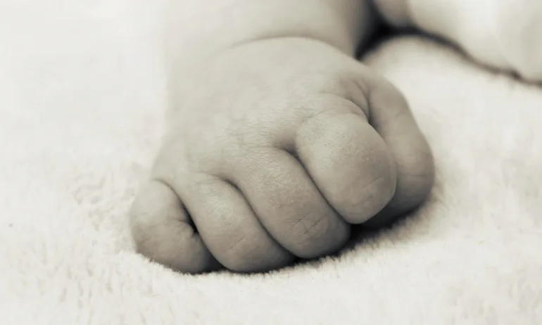 Още една родилка почина от COVID-19, бебето ѝ – недоносено, но живо - Tribune.bg