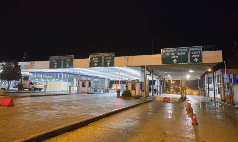 Гранична полиция: Проблеми на преходите с Гърция, интензивен трафик към Турция - Tribune.bg