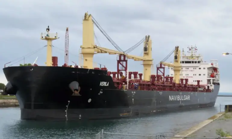 Повдигнаха обвинения на двама българи от кораба Верила - (ОБНОВЕНА) - Tribune.bg