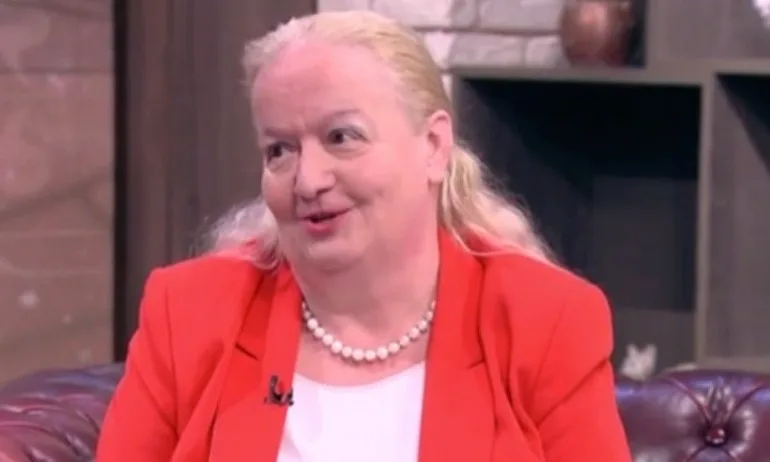 Алена: Датата, на която започнаха протестите, ги обрича на неуспех - Tribune.bg