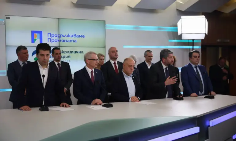 Моля, не стреляйте по оркестъра, те толкова си могат! - Tribune.bg