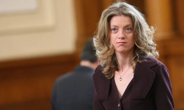 Милена Дамянова: Пандемията изисква няколко неща: ред, дисциплина, съобразяване - Tribune.bg