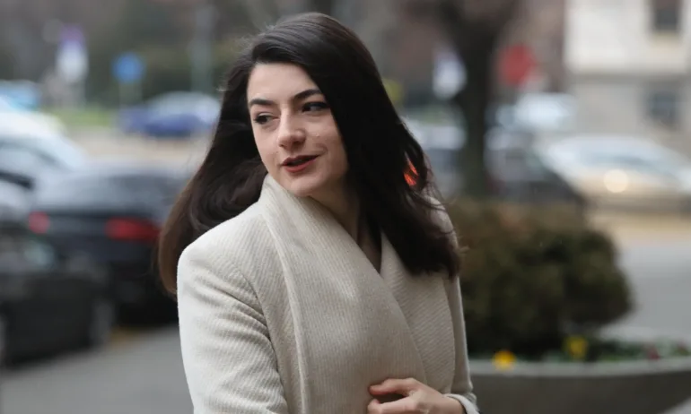 Лена Бориславова била поласкана: За разлика от Пепи Еврото съм субект от по-висок оперативен интерес - Tribune.bg