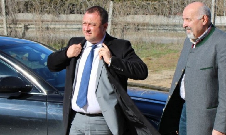 Земеделието в правителството на Петков: Червени линии в коалиционното споразумение станаха черни - Tribune.bg