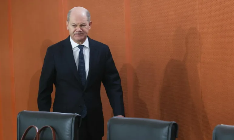 Шолц е против САЩ да участват в примирието между Украйна и Русия - Tribune.bg