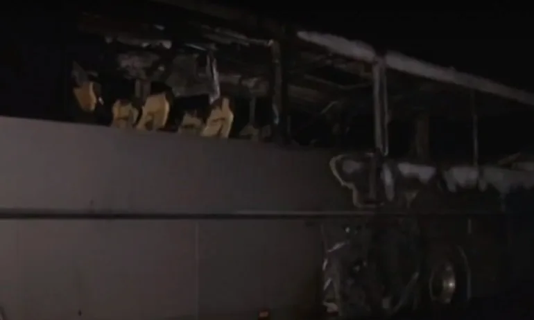 Автобус с 51 пътници се запали край Бургас - Tribune.bg