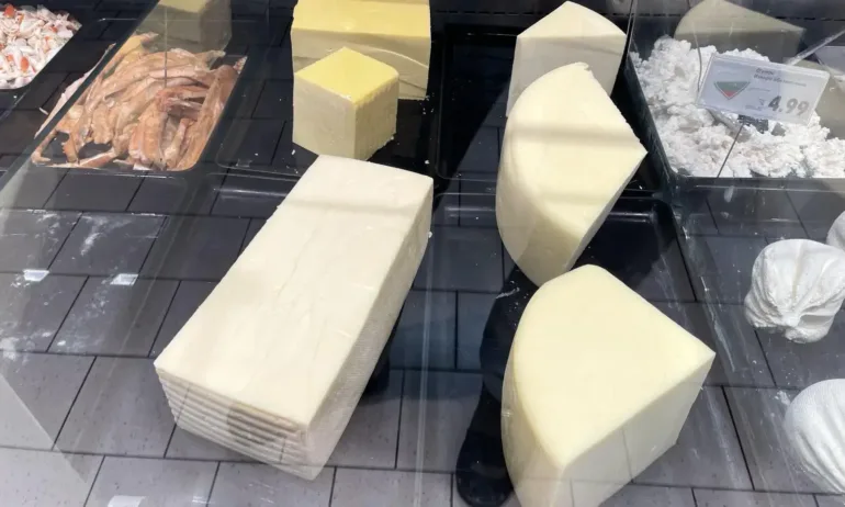 Млечните продукти най-скъпи – скочили са с 33% за година - Tribune.bg