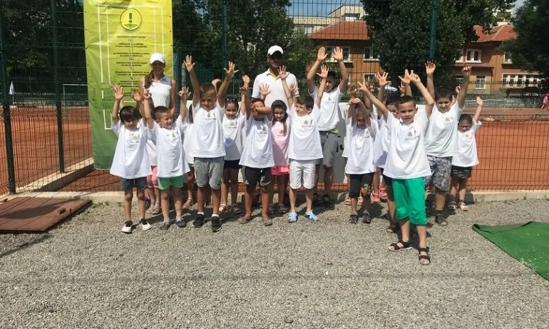 Огромен интерес към програмата Тенисът - спорт за всички в Хасково - Tribune.bg