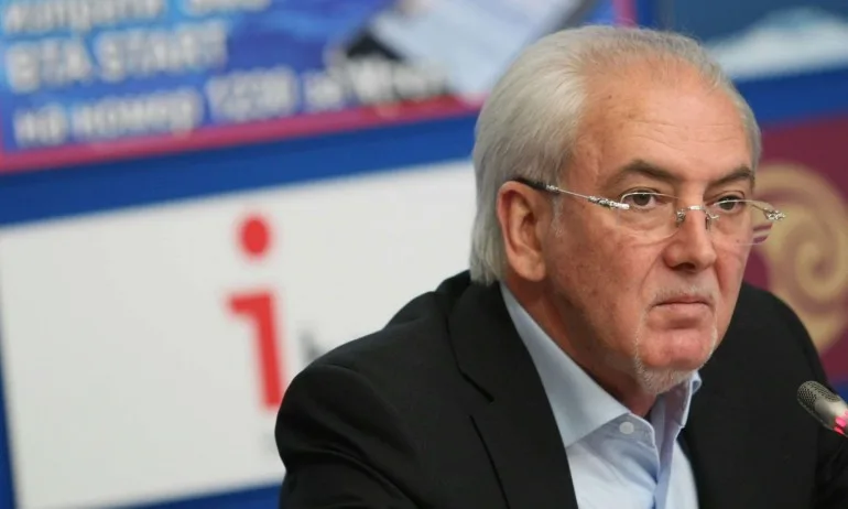 Докато Карадайъ е при Ердоган: Местан се оттегли от ДОСТ и партията няма да участва на изборите - Tribune.bg