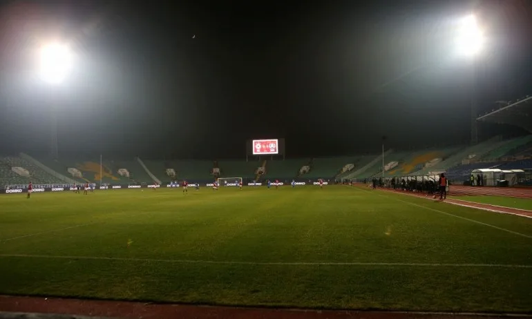 Връщат публиката по стадионите с подновяване на първенството? - Tribune.bg