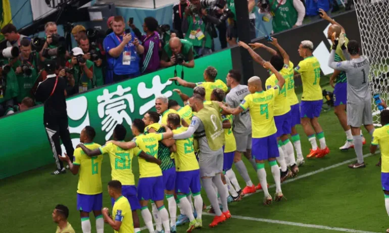 Красив гол на Каземиро класира Бразилия на осминафиналите - Tribune.bg