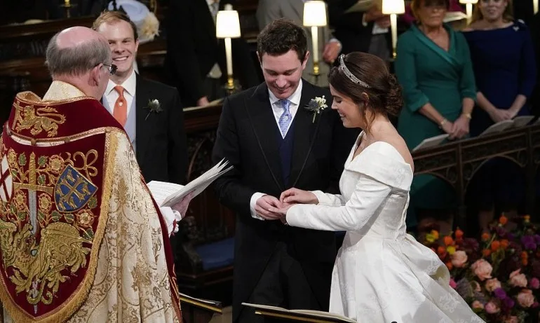 Отново кралска сватба – принцеса Юджини се омъжи (СНИМКИ+ВИДЕО) - Tribune.bg
