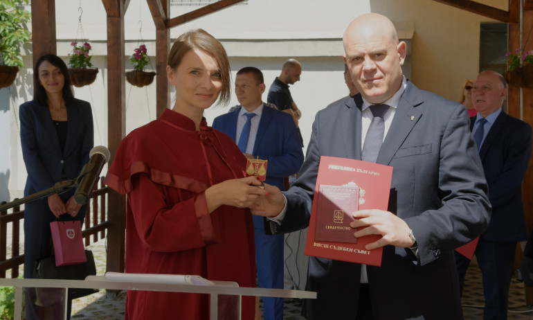 Иван Гешев приветства младшите магистрати - Tribune.bg