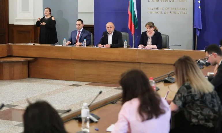 Всички социални плащания са гарантирани, няма да има забавяния или сътресения - Tribune.bg