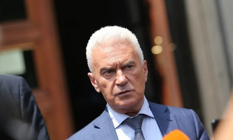 Волен Сидеров на разпит в полицията: Това е политическа репресия - Tribune.bg