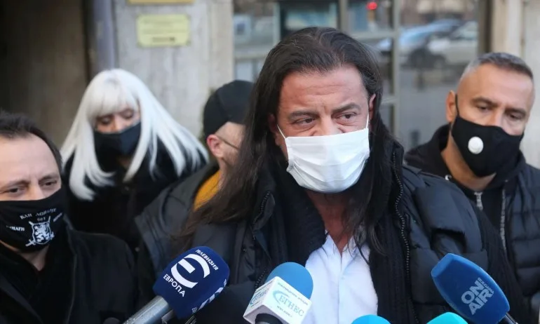 БАЗ и СЗБ: Не сме участвали днес в преговори относно дата за отваряне - Tribune.bg