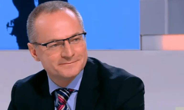 Блиц: Лозан Панов се крие от призовките на Антикорупция, сменил адресната си регистрация - Tribune.bg