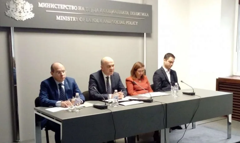 Бисер Петков: Завършваме годината с приети закони и удовлетворени искания - Tribune.bg