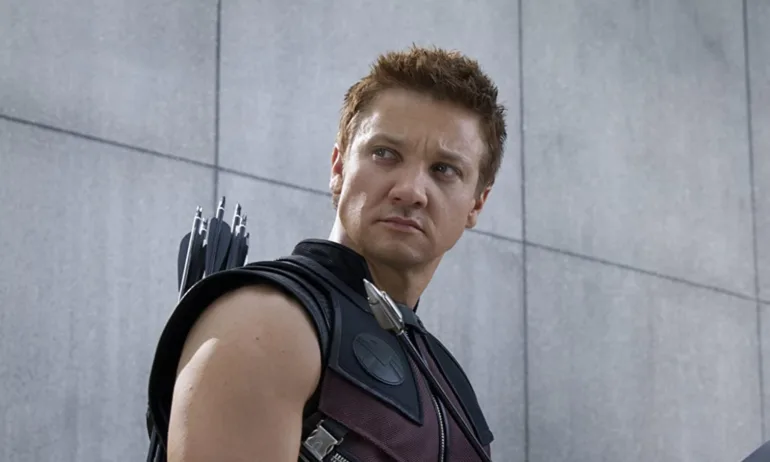 Джереми Ренър е бил ударен от снегорин, в съзнание е след две тежки операции - Tribune.bg