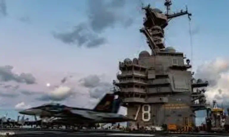 Kathimerini: Разследват екипажа на самолетоносача Джералд Форд за умишлен палеж на кораба - Tribune.bg
