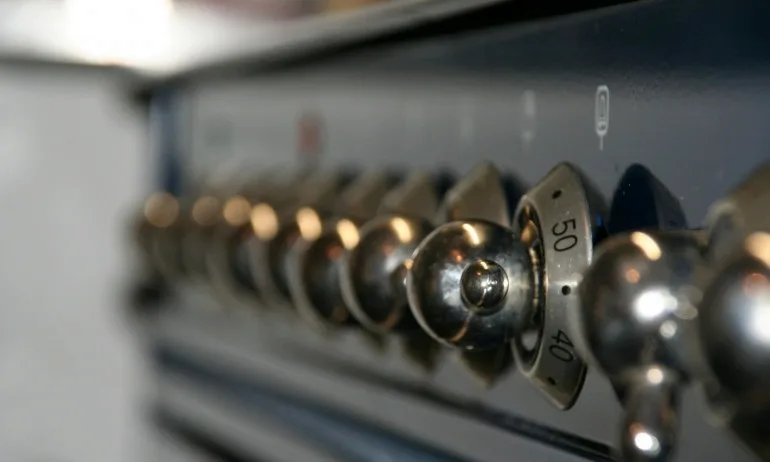 Как да пестим от сметките за ток през зимата? - Tribune.bg