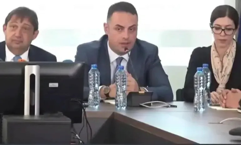 Шишков: Последните месеци са спрени големите инфраструктурни обекти, интерконекторът е строеж - Tribune.bg
