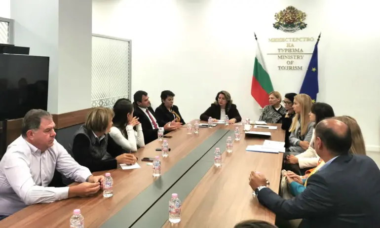 ГВА: Авиокомпаниите осъществяват полети. Пътуванията и до Египет могат да продължат - Tribune.bg