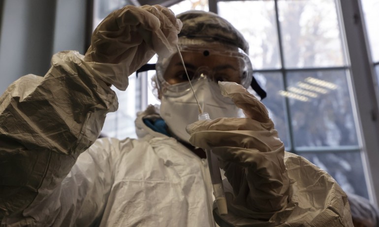 COVID-19 у нас: Над 2600 нови случаи, 25 души са починали (ОБНОВЕНА) - Tribune.bg