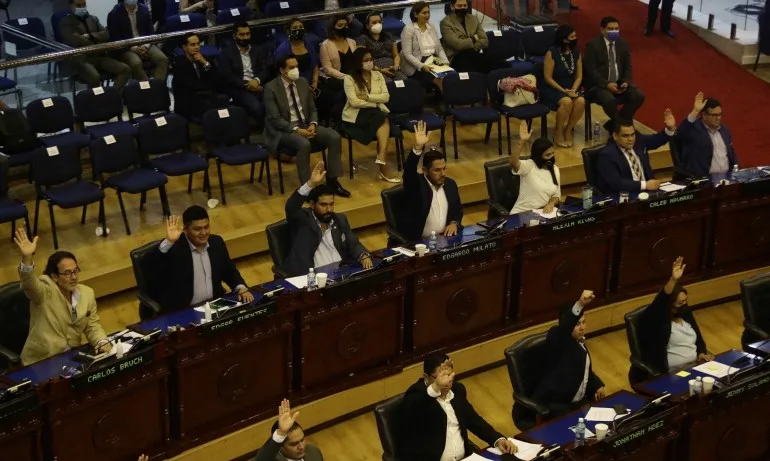 Биткойнът стана официално платежно средство в Ел Салвадор - Tribune.bg