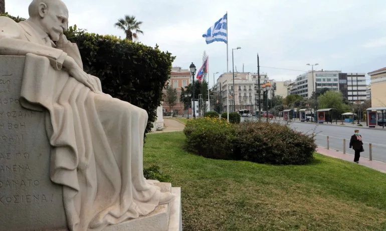 От утре: Гърция обяви пълна карантина - Tribune.bg