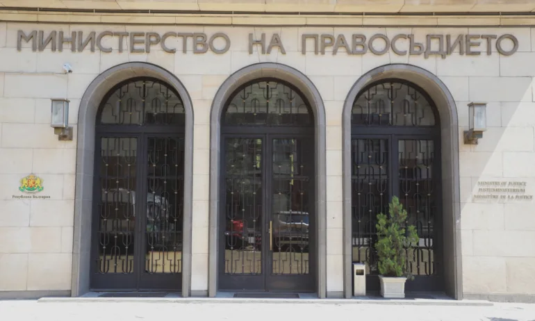 Министерство на правосъдието към надзирателите: Плавното и поетапно преминаване на 12-часов режим ще продължи - Tribune.bg
