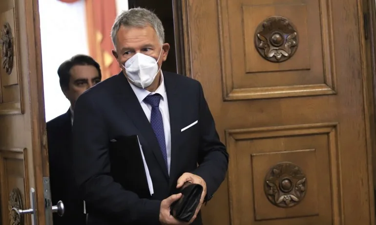 Кацаров към здравни експерти: Вашето мнение е най-важно в този момент - Tribune.bg