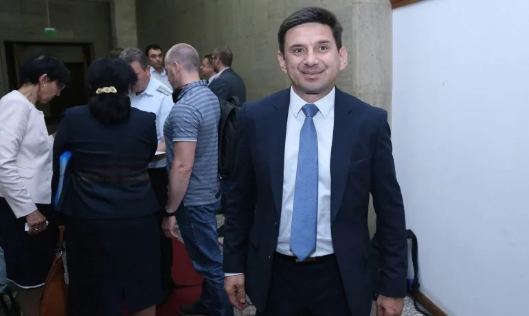 Халил Летифов: ДПС ще изчака окончателния състав на проектокабинета, за да реши за подкрепа - Tribune.bg