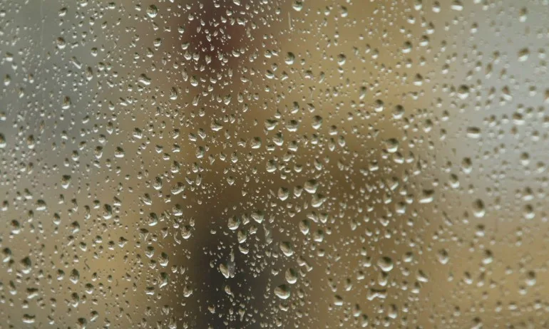 Отново гръмотевици и валежи над западните райони - Tribune.bg