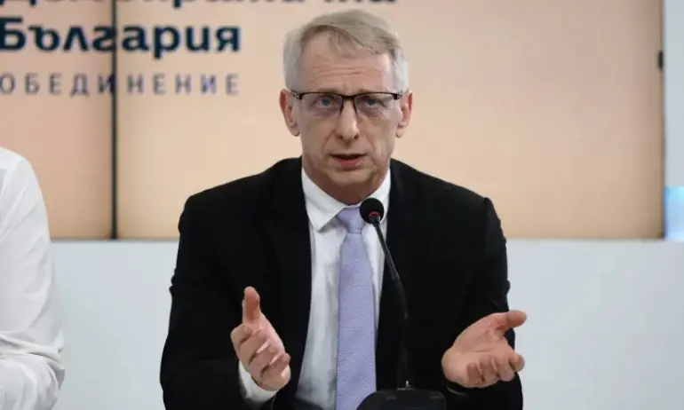 Николай Денков покани Бойко Борисов на публичен дебат