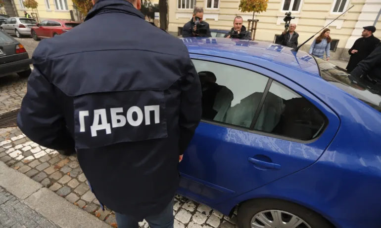 10 от 13-те мъже от педофилската мрежа, разбита в София, Варна, Хасково, Перник остават зад решетките - Tribune.bg