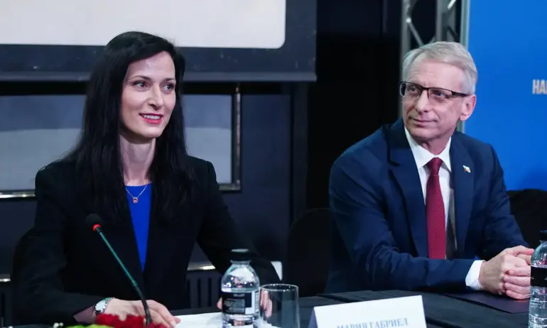 Денков обеща на общините: Приемственост ще има. Кабинетът ще продължи работа - Tribune.bg