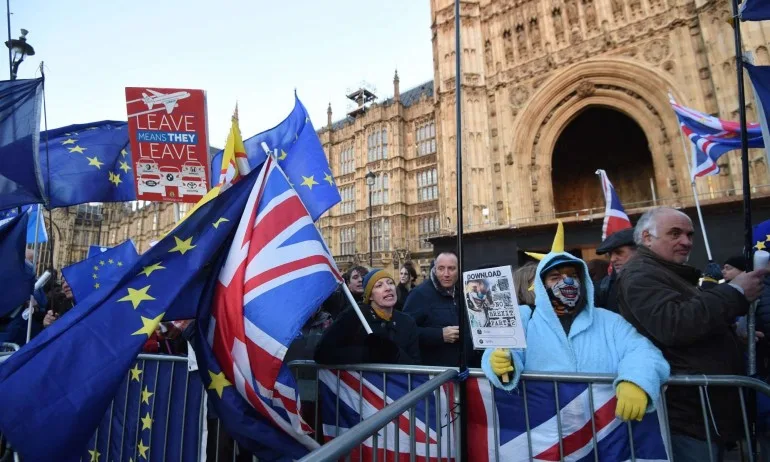 Великобритания решава дали да отложи Брекзит - Tribune.bg