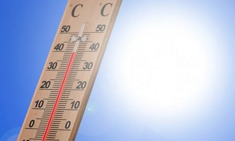 Слънчево и горещо, температурите стигат до 40 градуса - Tribune.bg