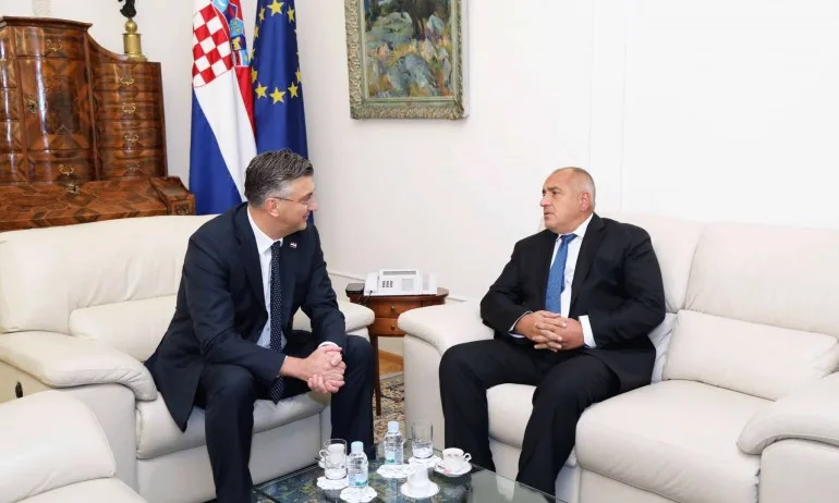 Борисов и хърватският премиер се поздравиха по повод присъединяването на към Валутния механизъм II - Tribune.bg