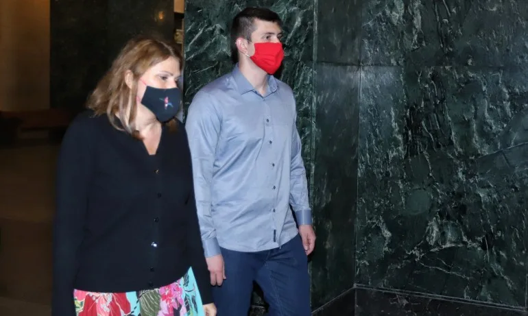 Кристиан Николов е психично здрав, сочи експертизата на обвиняемия по делото за убийството на Милен Цветков - Tribune.bg