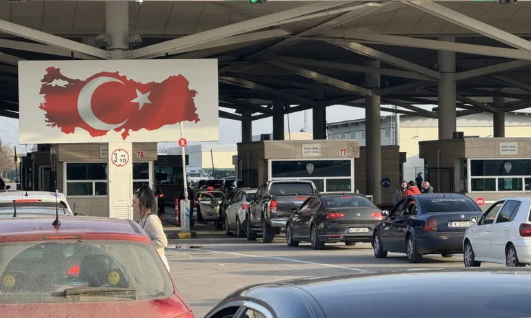 Турската полиция разби канал за незаконен внос на автомобили и резервни части от България - Tribune.bg
