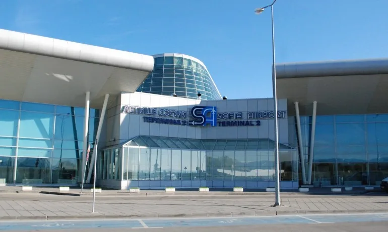 Иззеха 28 хил. евро от ръчния багаж на пътник на Аерогара София - Tribune.bg