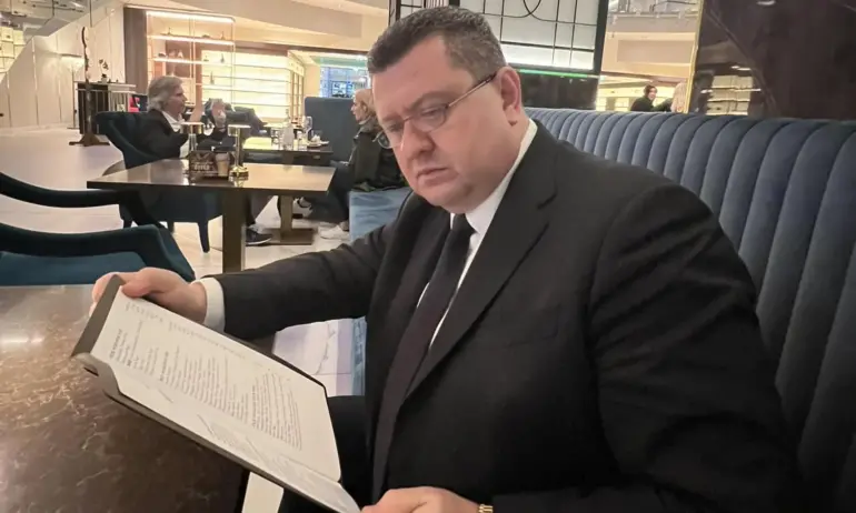 Без мярка: Съдът пусна обвинения в злоупотреби общински съветник от Варна Сали Табаков - Tribune.bg