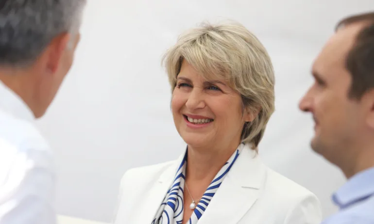 Лечева нарече обвиненията на Радостин Василев кариеристични амбиции: Очевидно ме надценява - Tribune.bg