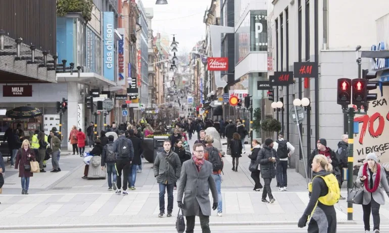 Стадният имунитет: Швеция предупреди, че ще брои мъртвите в хиляди - Tribune.bg