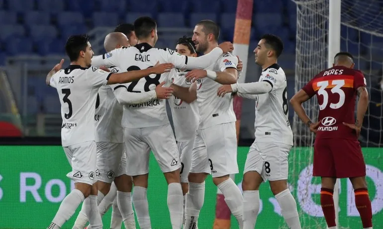 Гълъбинов и Специя шокираха Рома, продължават към Купата на Италия - Tribune.bg