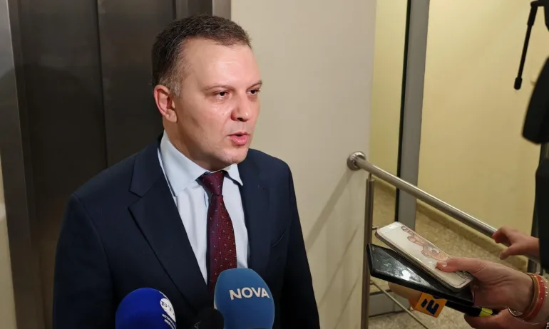 Министър Найденов: Съдебната система не може повече да работи с органи с отдавна изтекли мандати - Tribune.bg